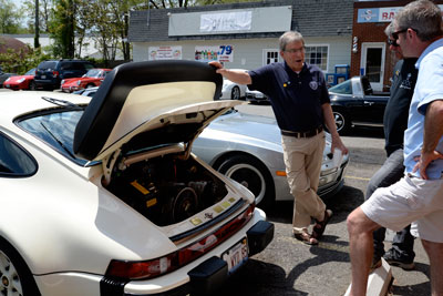 photo of Hank Weil and his
widebody 911